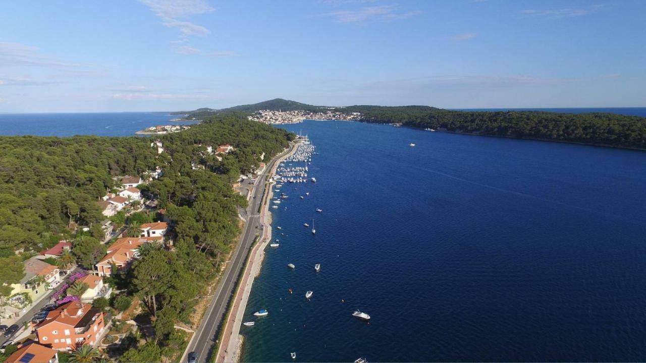 Apartment Sunshine Mali Losinj Exterior photo